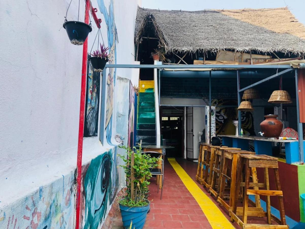 Gurukulam Hostel Пондичери Екстериор снимка