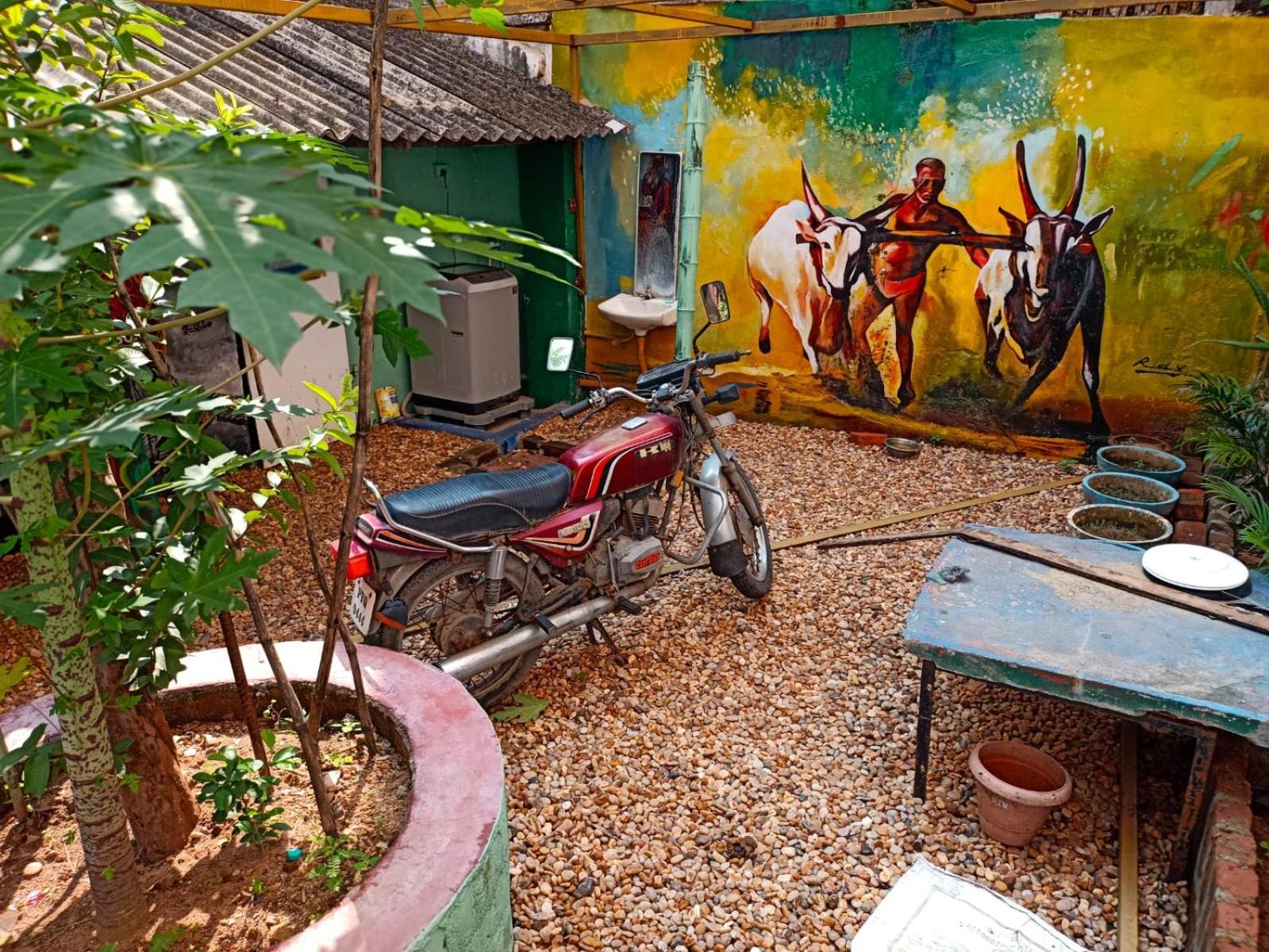 Gurukulam Hostel Пондичери Екстериор снимка